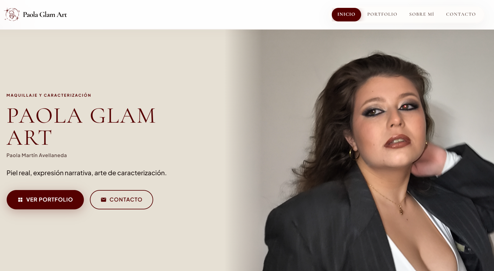 Portada principal del portfolio de Paola Glam Art con navegación superior, llamada a la acción y fotografía protagonista en una composición editorial limpia